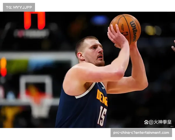 丹佛掘金队主场安装新型环保除冰系统,确保场馆外部在四月雪天时的通行安全 丹佛掘金队主场安装新型环保除冰系统,确保场馆外部在四月雪天时的通行安全